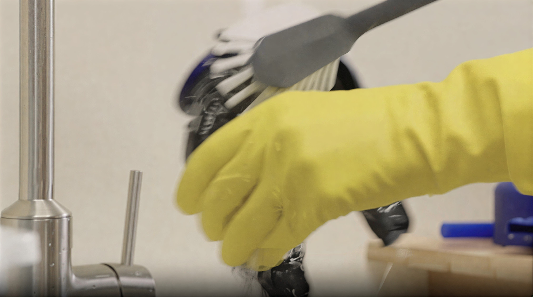 BE step 10 weekly cleaning - Cafitesse Omni