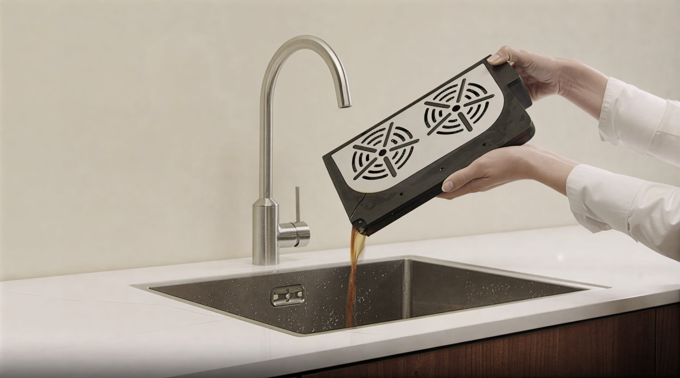 BE step 1  daily cleaning - Cafitesse Omni